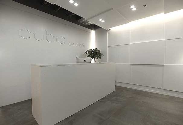 法國珂壁服飾背景墻設(shè)計