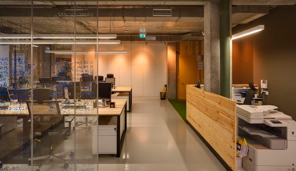 如何將辦公室裝修的比較穩重、大氣？