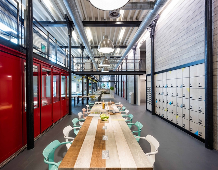 上海辦公室裝修各階段的聯(lián)系是什么?