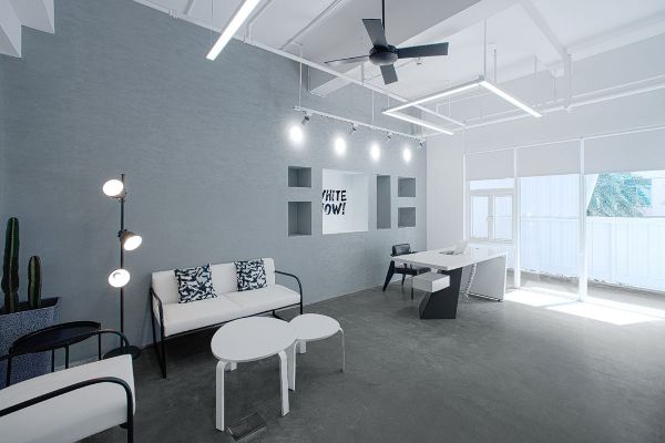 辦公室裝修應(yīng)當(dāng)綜合性價(jià)比來(lái)考慮