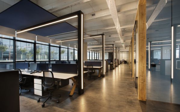 現代風格的辦公室裝修和設計