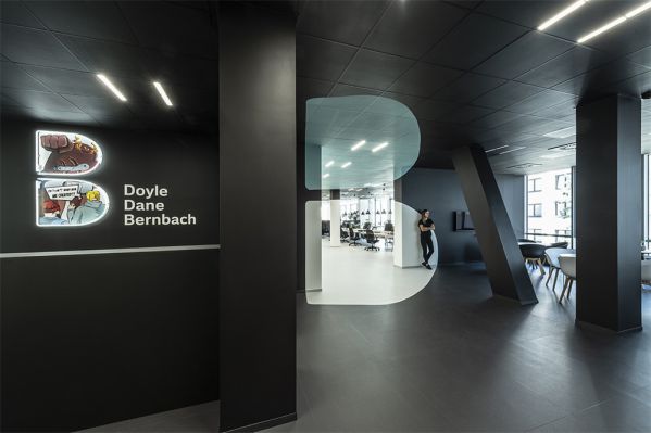 辦公室設(shè)計時怎樣保證空間隔音效果